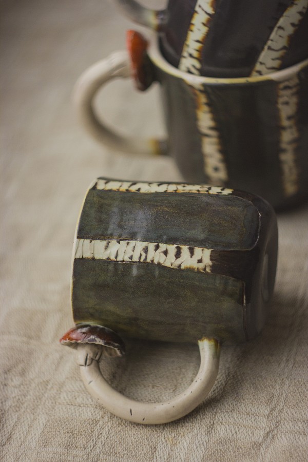 Puodeliai "Prietema" su grybo rankena