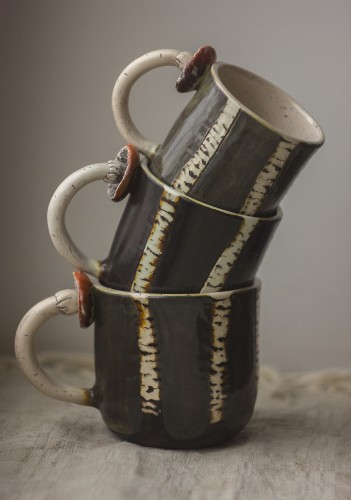 Puodeliai "Prietema" su grybo rankena