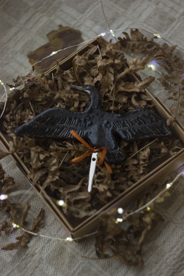 Namų, eglutės dekoracija "Kormoranas" su dėžute