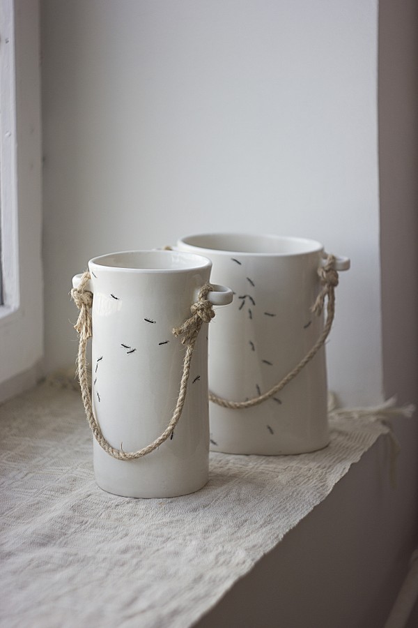 Vaza "Bidonėlis su skruzdėm" 2